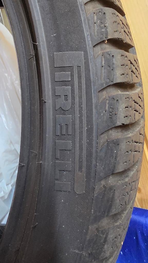 2 Pneux Hiver PIRELLI Sottozero 3 ( 225/40/18 ) 92H, Autos : Pièces & Accessoires, Pneus & Jantes, Pneus hiver, Véhicule de tourisme