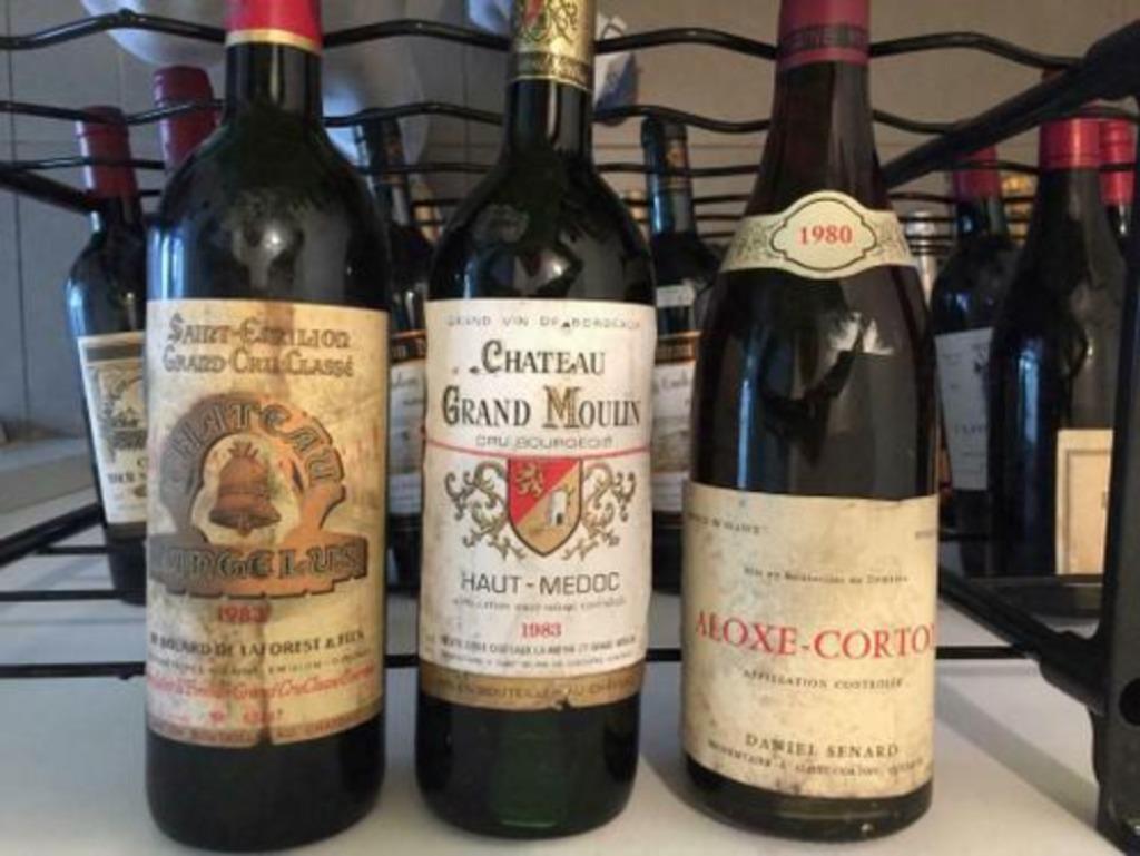 1 bouteille de vin rouge Château Grand Moulin 1983, Collections, Neuf, Enlèvement ou Envoi, Vin rouge, France