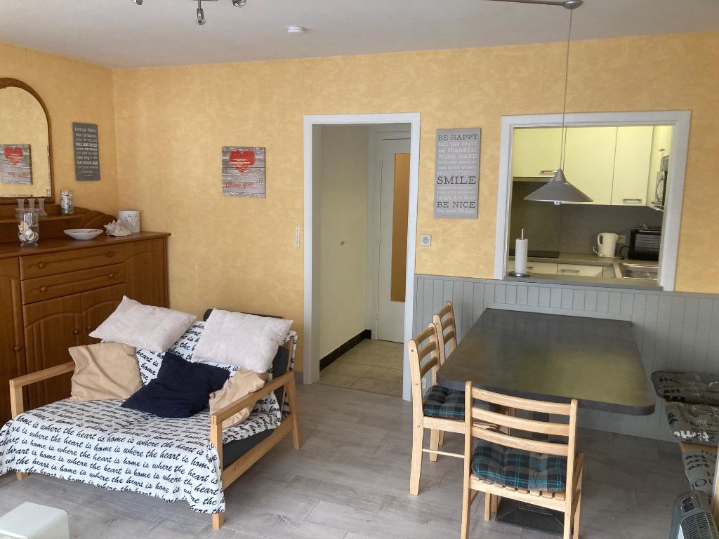 Duinbergen appartement zijdelings zeezicht en garage, Vakantie, 2 slaapkamers, Antwerpen of Vlaanderen, Afwasmachine, Appartement