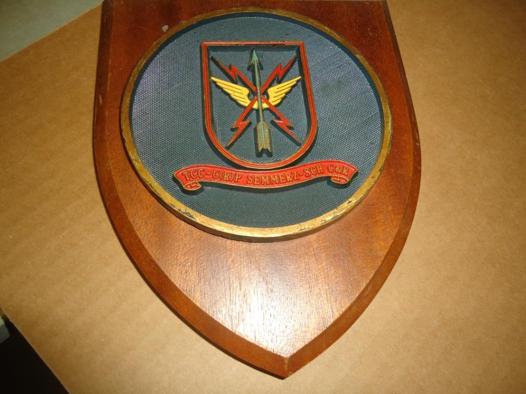 crest avi, Verzamelen, Militaria | Algemeen, Ophalen of Verzenden, Luchtmacht, Embleem of Badge