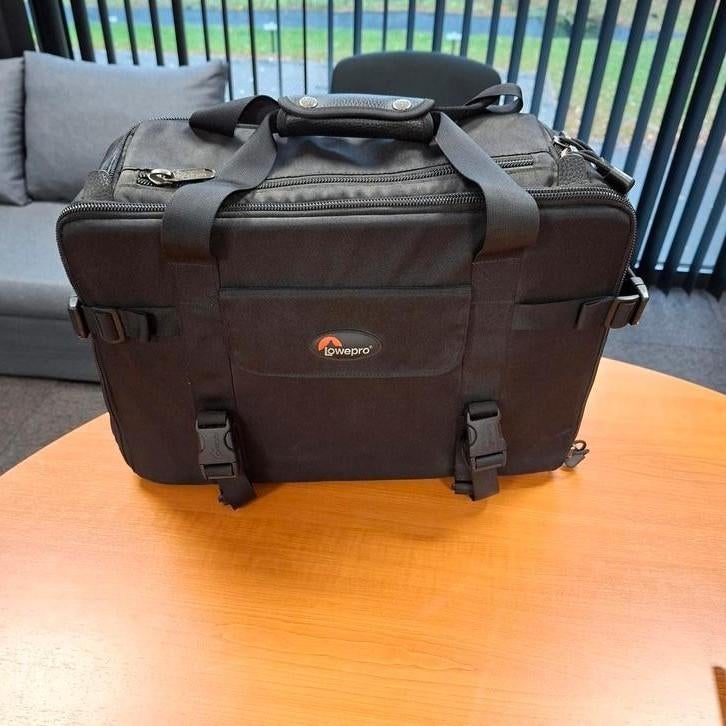 Lowepro Omni Trekker, à peine utilisé, est presque neuf, Enlèvement ou Envoi, Comme neuf, Lowepro
