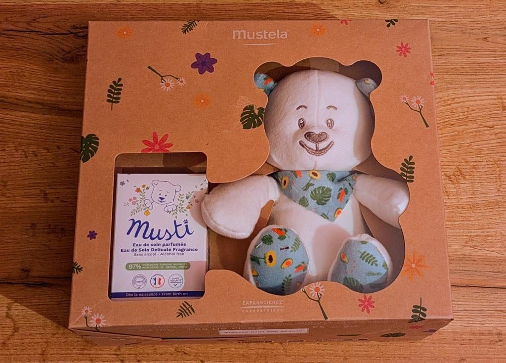 Mustela geschenkdoos, Kinderen en Baby's, Nieuw