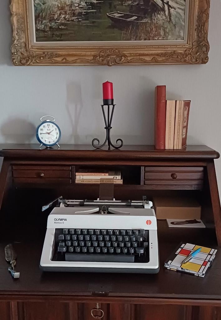 Olympia Monica S typemachine – 1976, Enlèvement