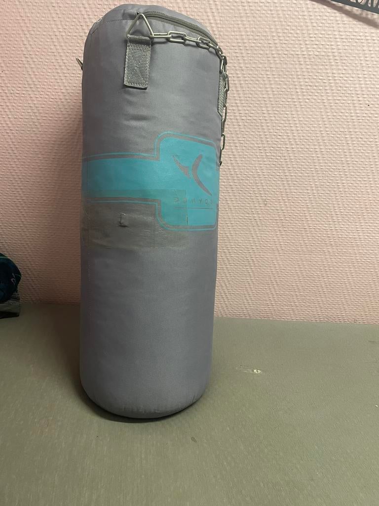 Bokszak/punching bag. (klein), Enlèvement, Comme neuf, Sac de boxe