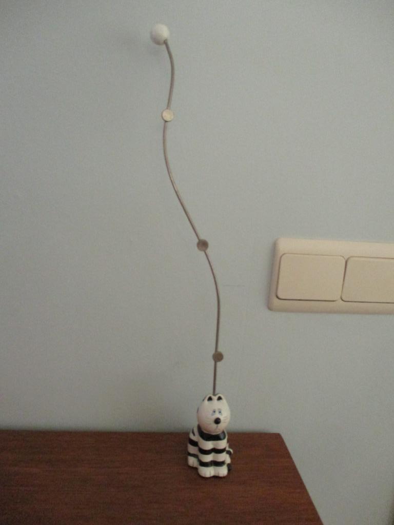 beeldje van kat, Ophalen of Verzenden, Zo goed als nieuw, Modern, Wit