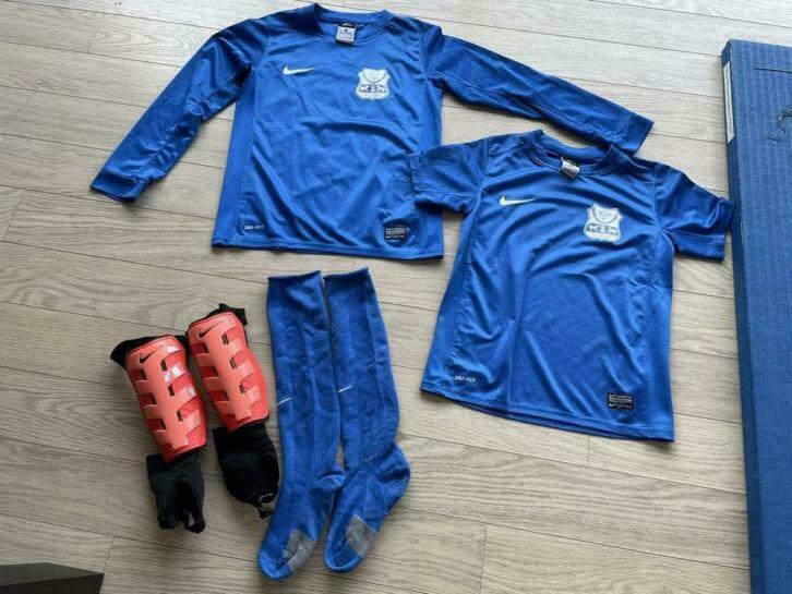Olvac sport T-shirts en sokken 8-10y, Maat S, Ophalen of Verzenden, Zo goed als nieuw, Trainingspak