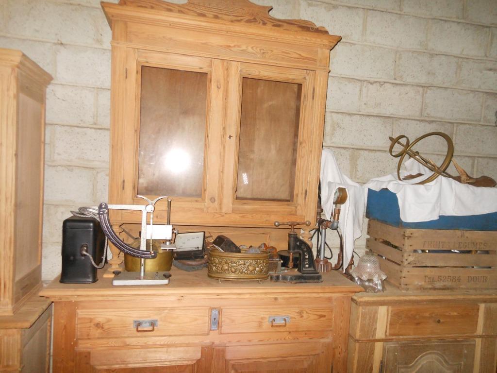 ancien double corps en pich pin, Enlèvement