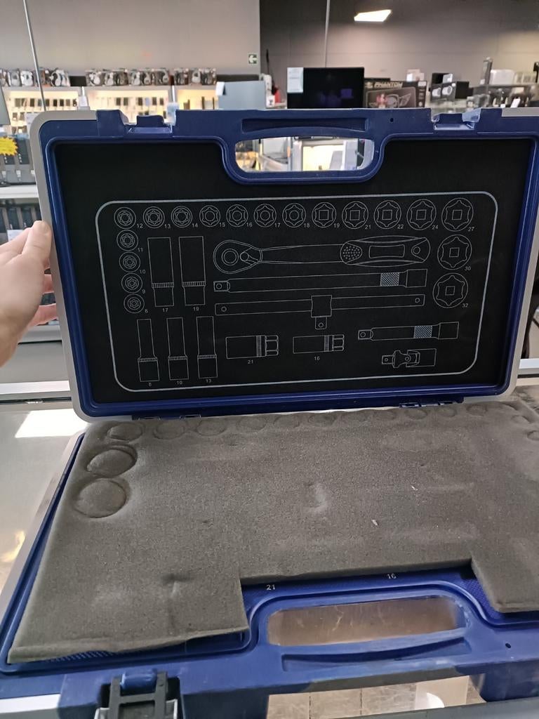 Coffret de douilles et cliquet Norauto 1/2" - État impeccabl, Bricolage & Construction, Enlèvement, Remplie, Comme neuf