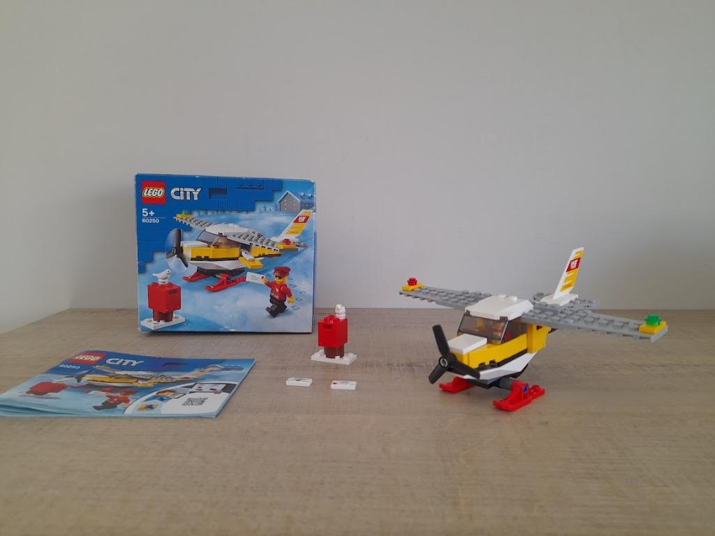 Lego 60250 post vliegtuigje volledig doos + plan city, Verzenden, Zo goed als nieuw, Complete set, Lego