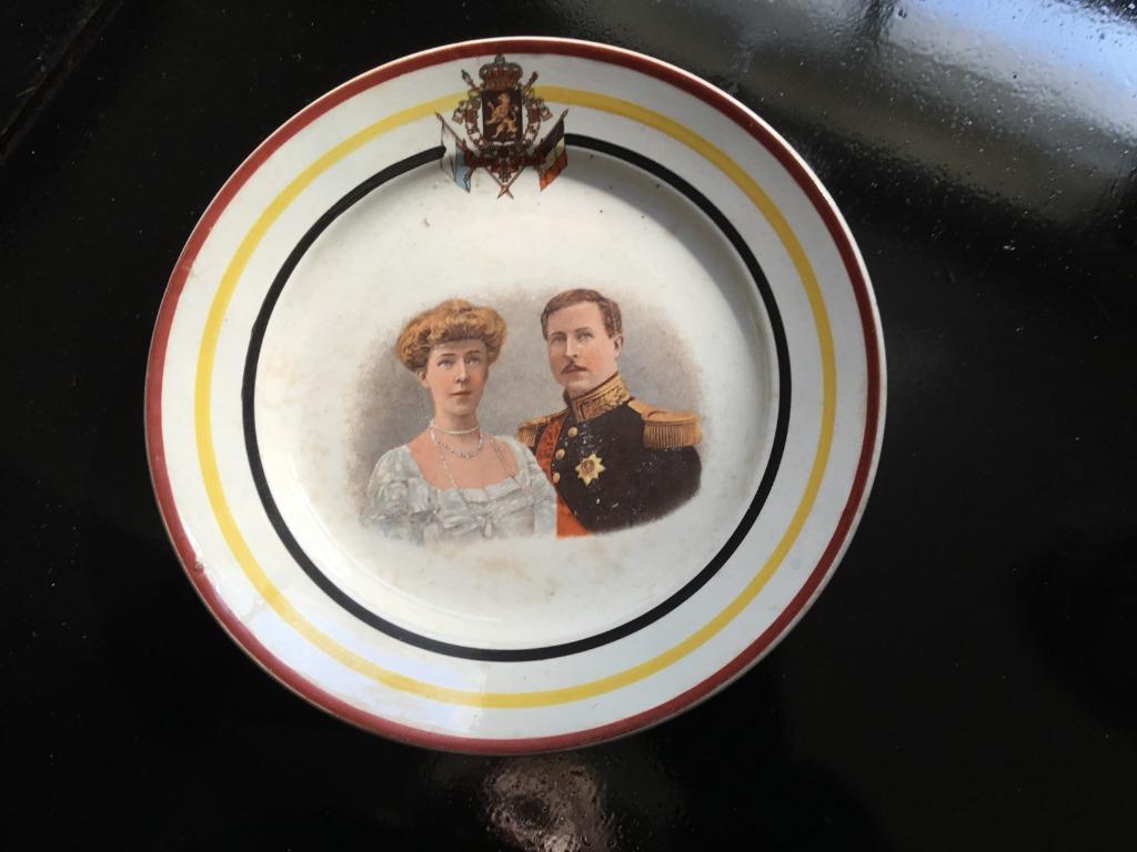 bord Koning Albert en Koningin Elisabeth, Verzamelen, Verzenden, Gebruikt, Servies
