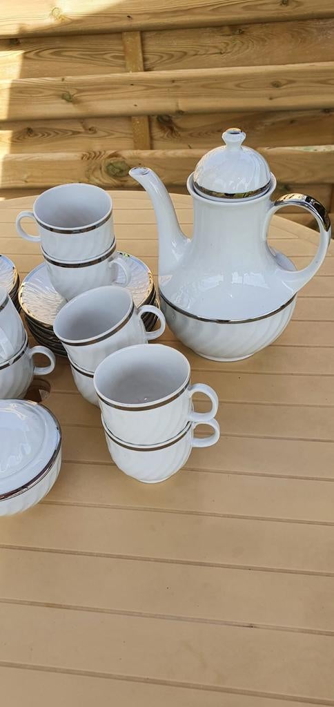 Bavaria koffieservies, Ophalen