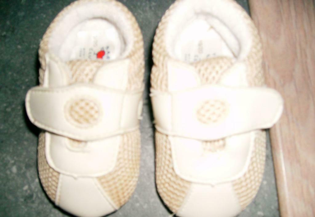 nieuw beige schoentjes mt 19-20, Neuf, Garçon, Enlèvement ou Envoi, Bottines