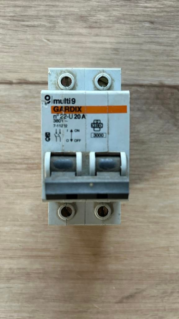Automaat 20A, Verzenden, Zo goed als nieuw