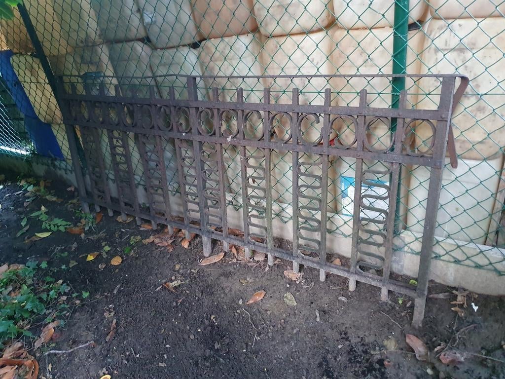 Mooie balustrade 150 jaar oud niet gelast  maar geklonken en, Enlèvement, Comme neuf