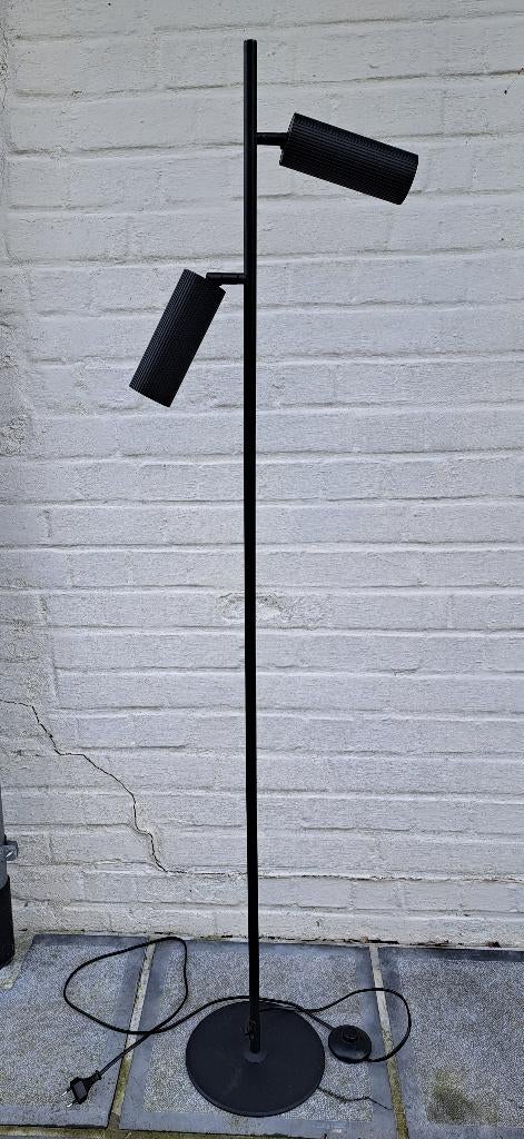 lampadaire lampe de lecture deux points lumineux, comme neuf, Comme neuf, Enlèvement, 100 à 150 cm, Métal