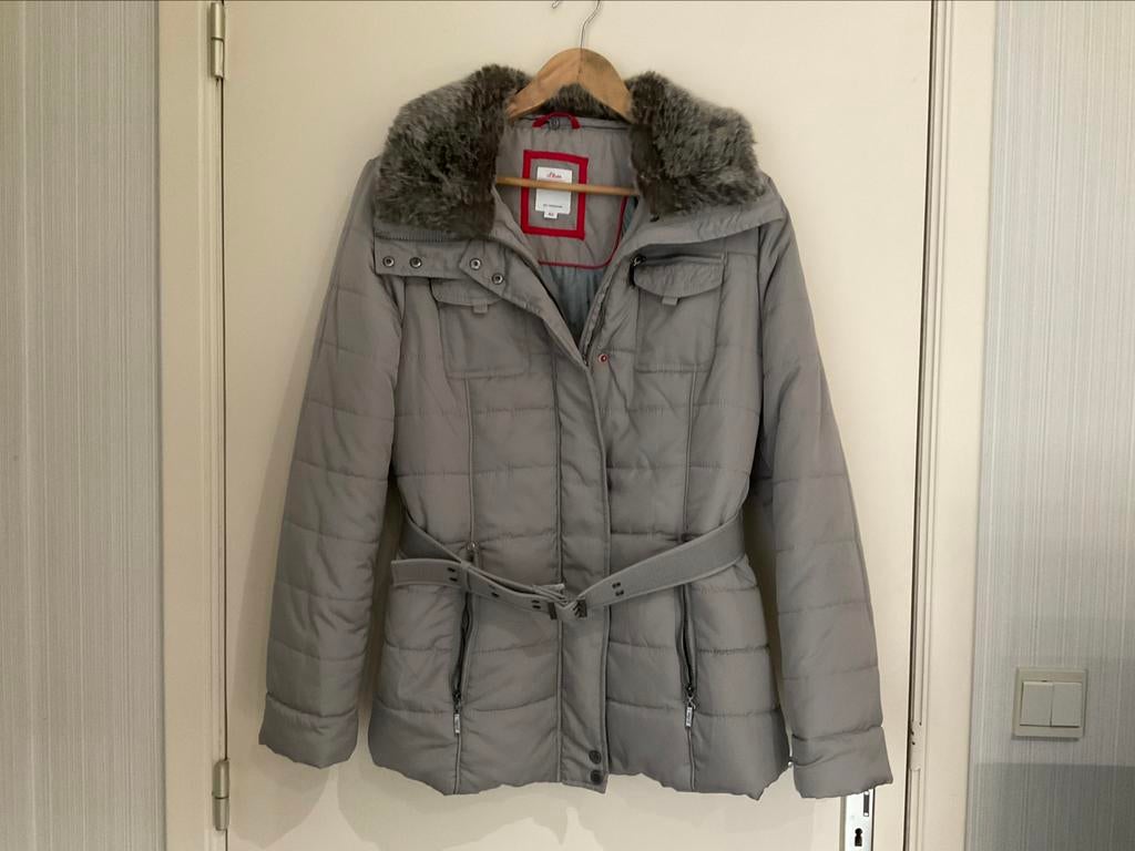 Grijze winterjas van S.Oliver, Ophalen, Zo goed als nieuw, Maat 42/44 (L)