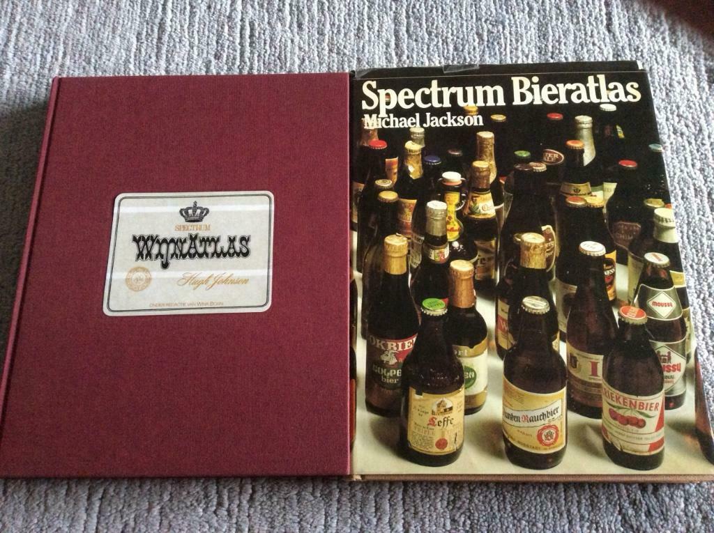 Spectrum bieratlas en spectrum wijnatlas, Boeken, Ophalen, Zo goed als nieuw
