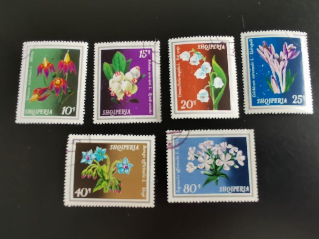 Albanie 1974 - fleurs, Enlèvement ou Envoi, Autres pays, Affranchi