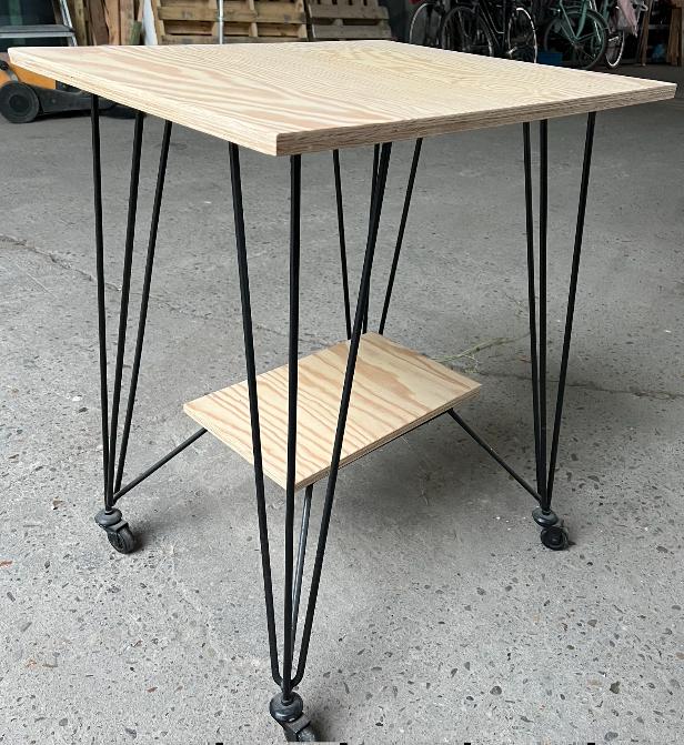 bijzettafel, Huis en Inrichting, Tafels | Bijzettafels, Gebruikt, Rechthoekig, 45 tot 60 cm, Minder dan 55 cm, Metaal of Aluminium