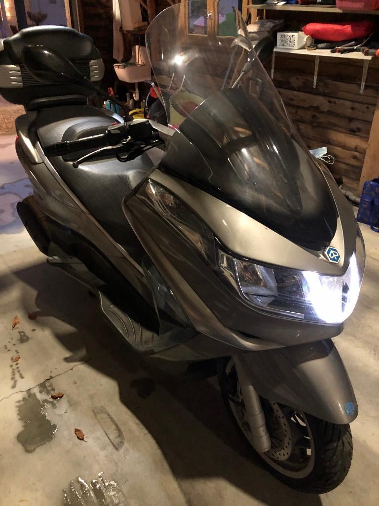 Te Koop, Scooter, Particulier, Meer dan 35 kW, Traction Control