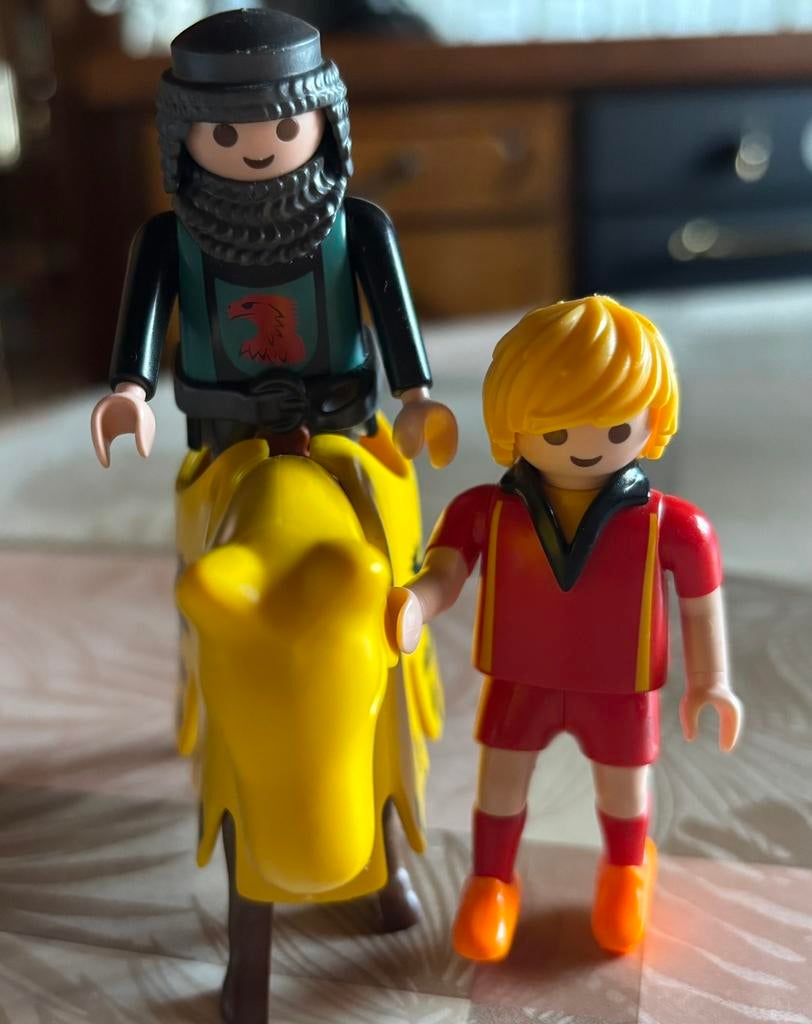 Playmobil ridder+paard,voetballer., Kinderen en Baby's, Speelgoed | Playmobil, Ophalen of Verzenden, Gebruikt, Los Playmobil