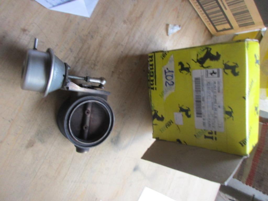 Omloopklep voor Ferrari 355 en F50, Auto-onderdelen, Uitlaatsystemen, Ferrari, Gebruikt, Ophalen of Verzenden