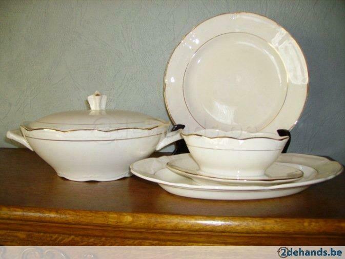 BOCH 1963 - Soepterrine,sauskom ronde en ovale schotel, Ophalen, Gebruikt