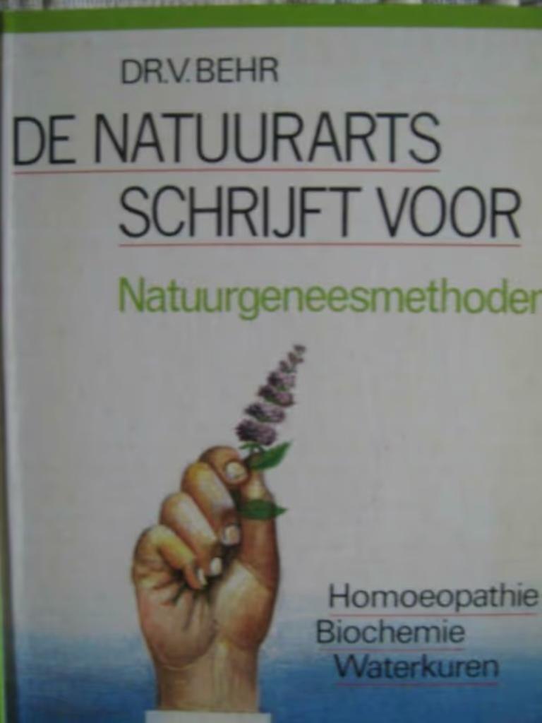 De natuurarts schrijft voor / Dr . V. Behr, Ophalen of Verzenden, Gelezen