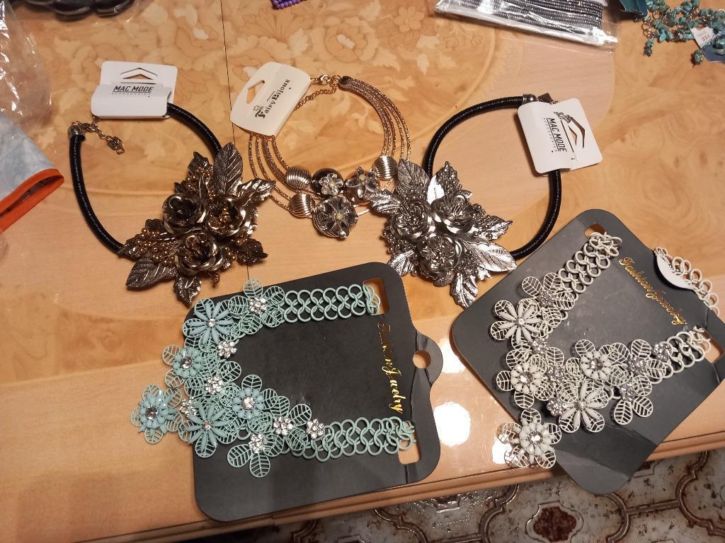 Collier pour femme, Bijoux, Sacs & Beauté, Colliers, Enlèvement, Neuf, Autres couleurs, Autres matériaux