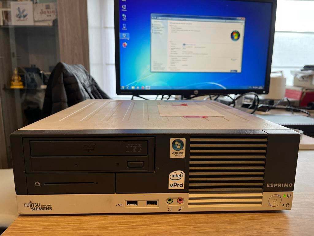 Desktop PC met Windows 7 Professional, HDD, Moins de 4 GB, Enlèvement, Utilisé