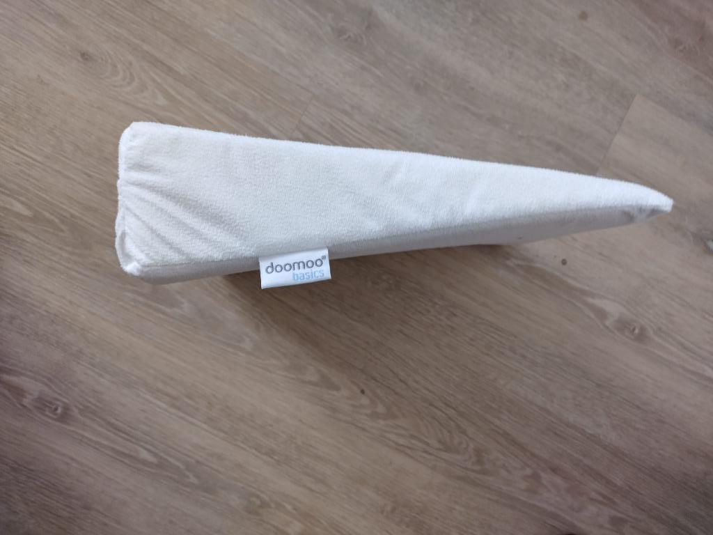 Doomoo Basics hellend kussen, Ophalen, Jongetje of Meisje, Wit, Zo goed als nieuw