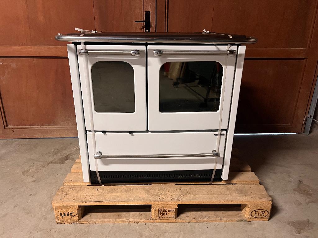 Cuisinière à bois Nordica, Enlèvement, Utilisé, Bois, Cuisinière