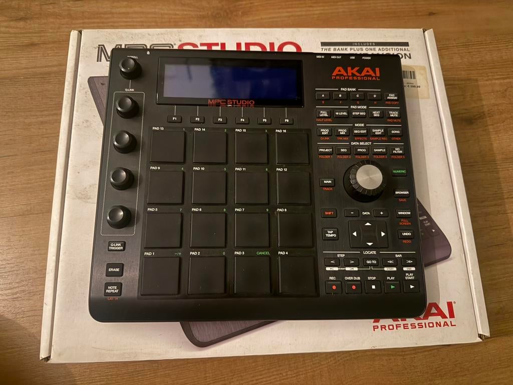 Akai MPC Studio – MPC controller Sampler, Muziek en Instrumenten, Ophalen of Verzenden, Zo goed als nieuw