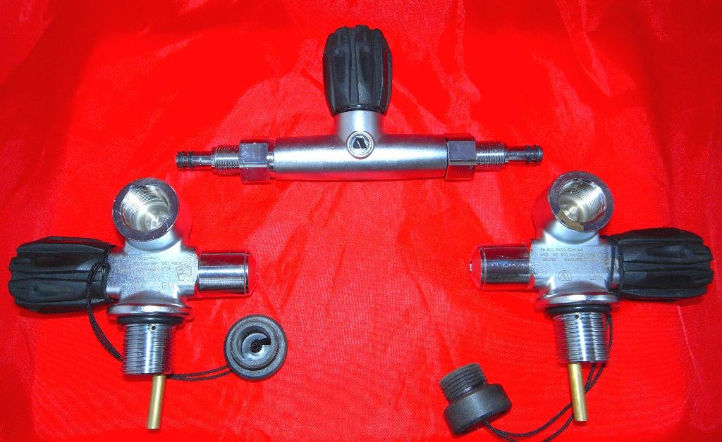 Apeks Robinets BI 300Bar avec Isolateur 178mm, Enlèvement ou Envoi, Utilisé, Autres types