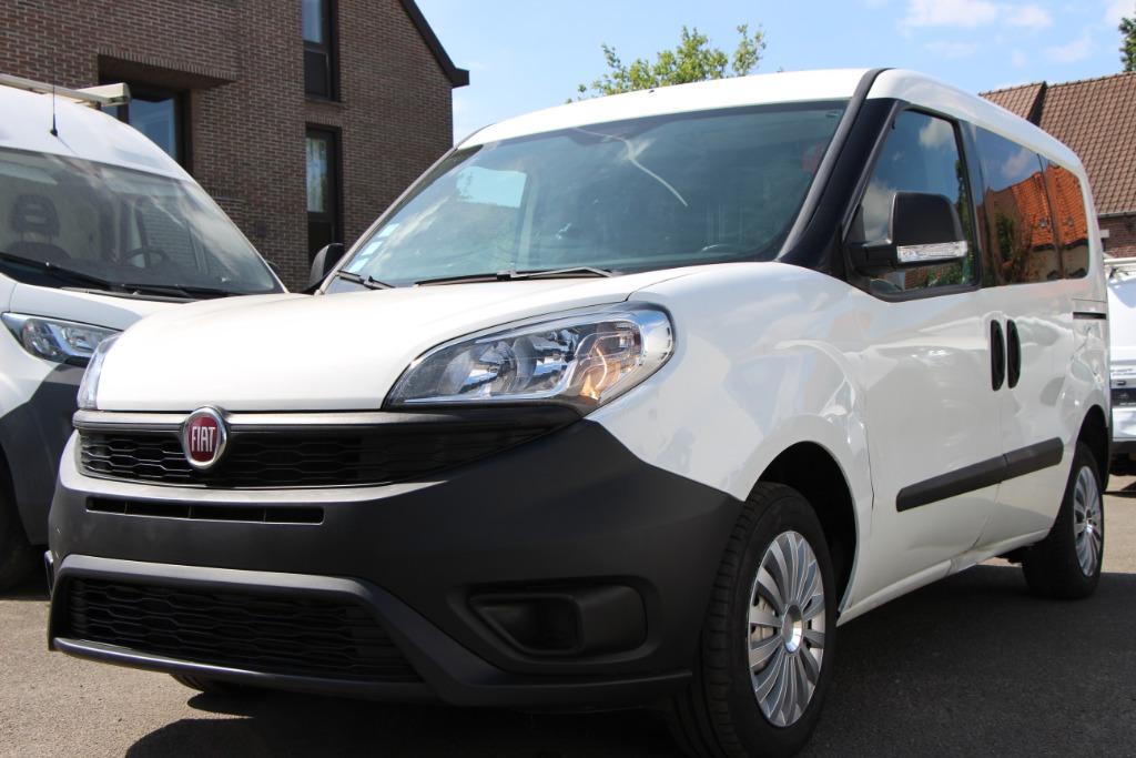 Fiat Doblo 1.3 MultiJet 90Pk Garantie 4100+Btw, Auto's, Bestelwagens en Lichte vracht, Euro 5, Stof, Parkeersensor, 4 cilinders