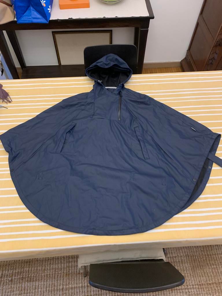 Pèlerine imperméable enfant 128/140 avec capuchon, Enlèvement, Comme neuf, Poncho de pluie, Kinderen