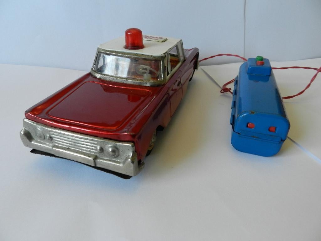 Voiture électrique en tôle, Collections, Enlèvement ou Envoi, Utilisé
