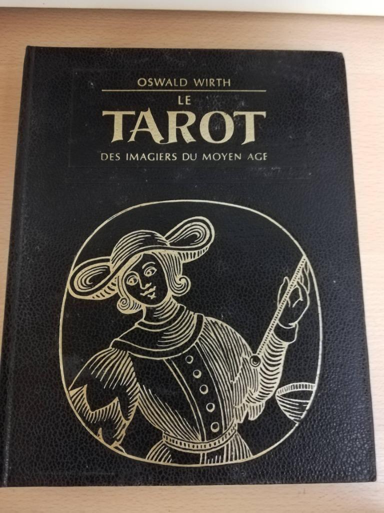 le tarot des imagiers du moyen age OSWALD WIRTH bibliothèque, Enlèvement ou Envoi, Utilisé