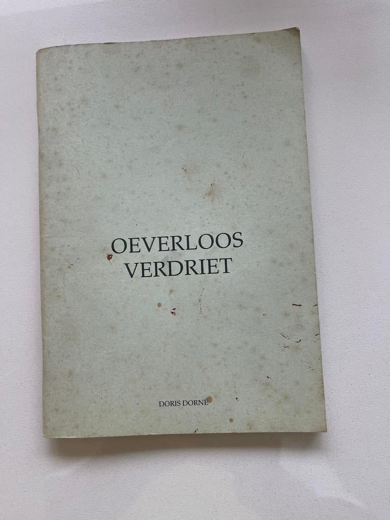 Oeverloos Verdriet poëzie, Ophalen of Verzenden