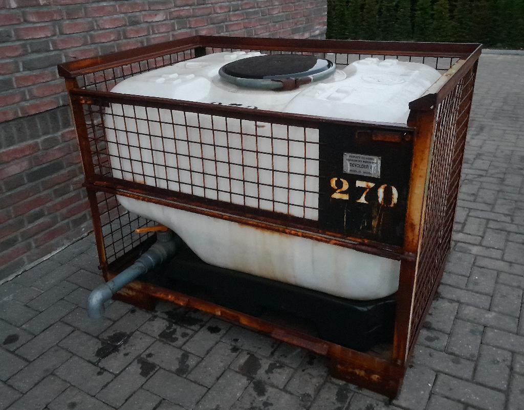 Watertank met Kraan, Tuin en Terras, Ophalen, Gebruikt