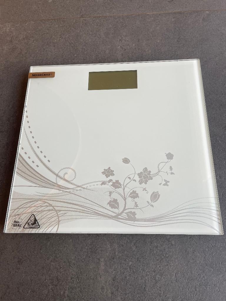 Personenweegschaal, Elektronische apparatuur, 1 tot 500 gram, 100 kg of meer, Ophalen of Verzenden, Personenweegschaal