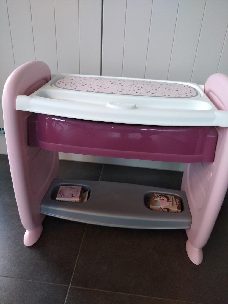 Baby nurse Smoby, Enfants & Bébés, Jouets | Poupées, Enlèvement, Comme neuf, Autres types