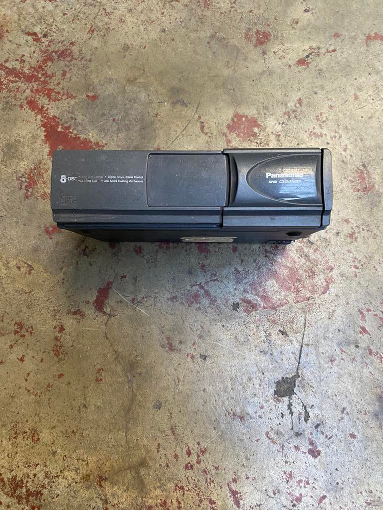 PANASONIC 8 CD-oplader met snoer., Ophalen