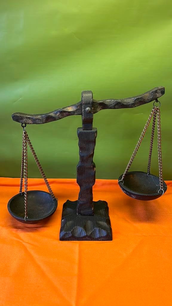 Houten weegschaal decoratief, Enlèvement