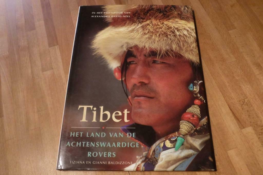 Boek TIBET - In het voetspoor van Alexandra David-Néel, Enlèvement ou Envoi, Comme neuf, Asie