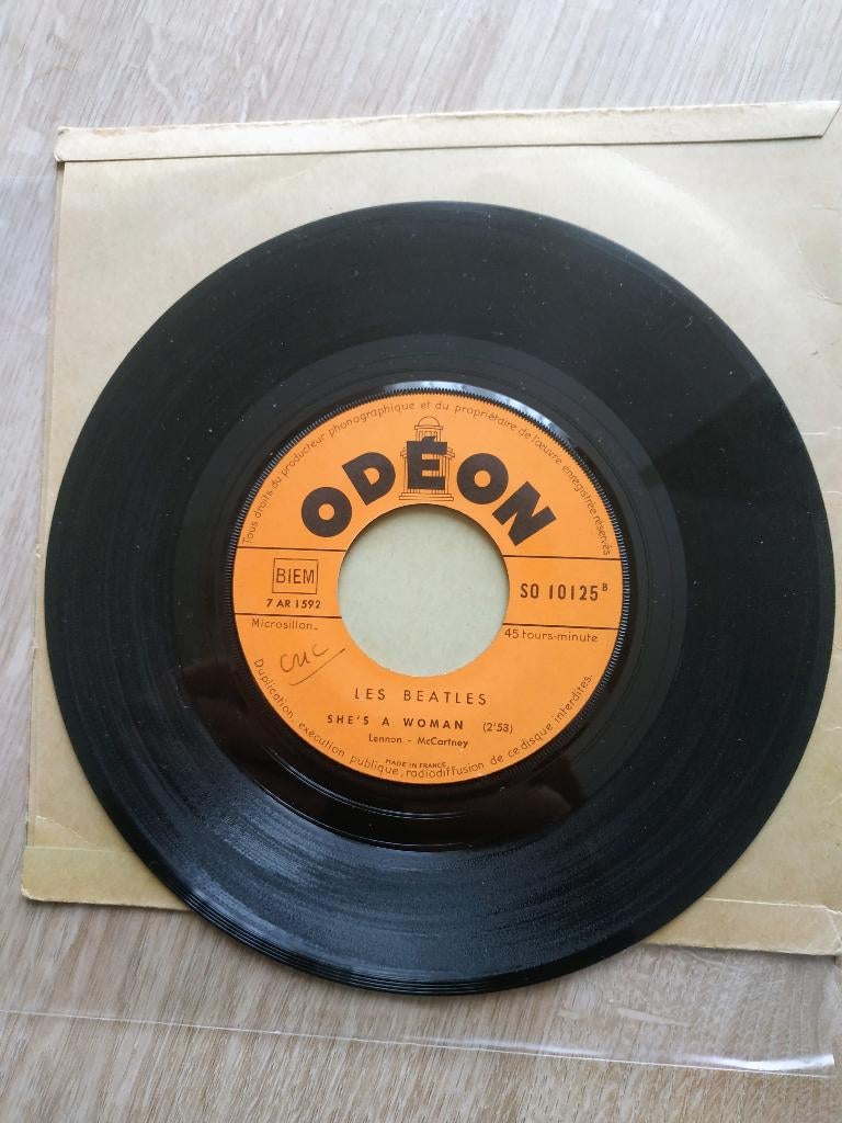 BEATLES IK VOEL ME PRIMA JUKEBOX ALS NIEUW, Verzenden