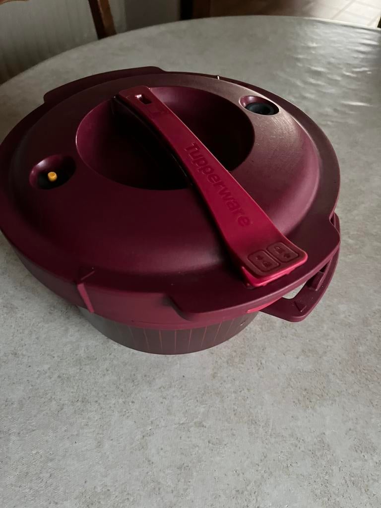 Steamer voor microgolf Tupperware, Huis en Inrichting, Keuken | Tupperware, Ophalen, Zo goed als nieuw