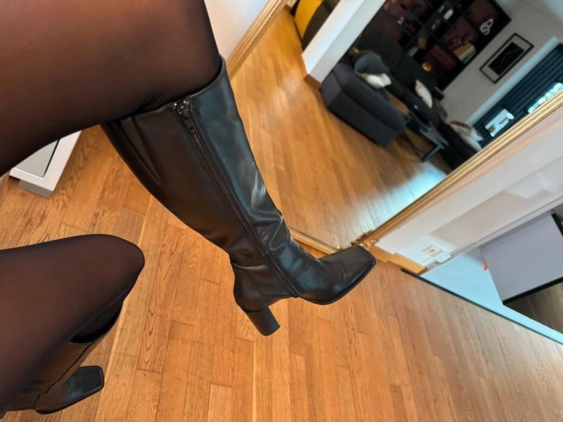 Gratis verzenden luxe zwarte leren blokhaklaarzen mt 41, Kleding | Dames, Schoenen, Zo goed als nieuw, Hoge laarzen, Zwart, Verzenden