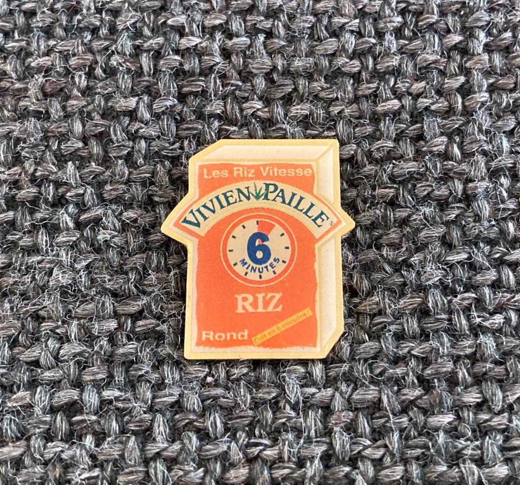 PIN - VIVIEN PAILLE - RIZ - RIJST - RICE, Verzamelen, Verzenden, Gebruikt, Merk, Speldje of Pin
