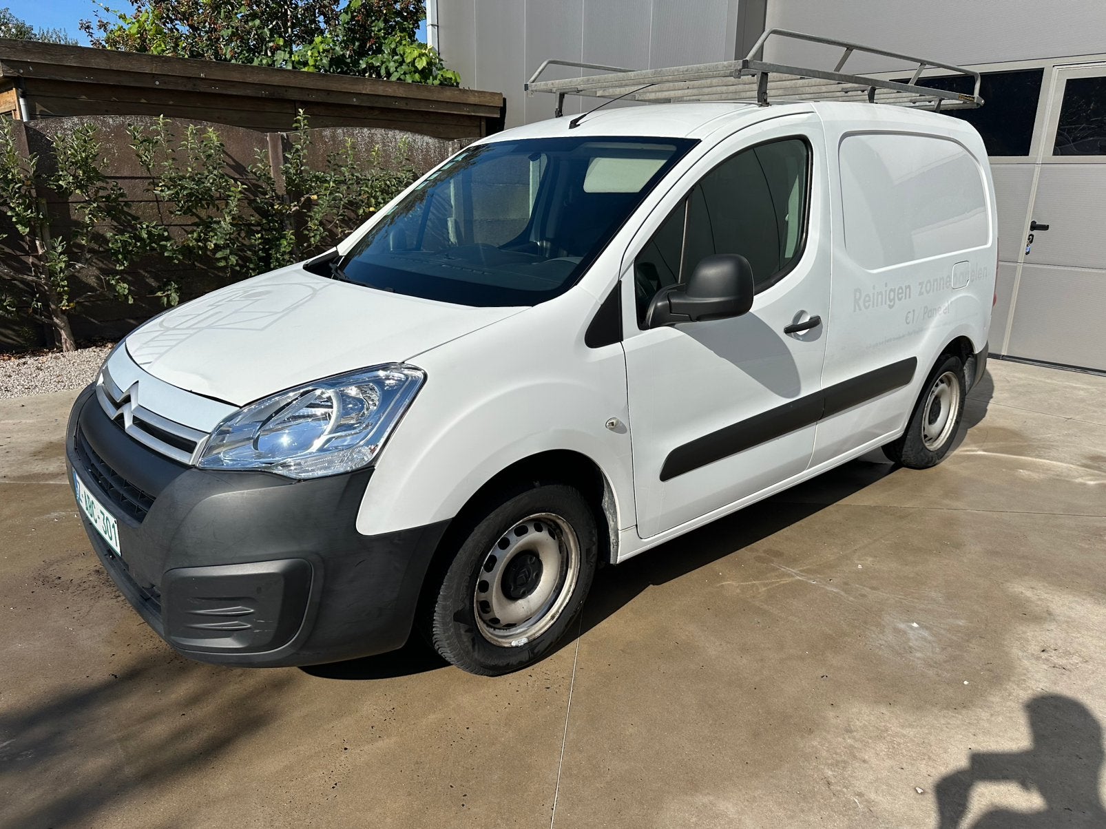 Berlingo / 3 plaatsen / 132000km / 1.6hdi, Auto's, Voorwielaandrijving, Stof, 4 cilinders, Wit